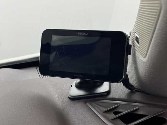 日産 エクストレイル G e－4ORCE 鹿児島県 2022(令4)年 1.4万km ブリリアントホワイトパール/スーパーブラック 2トーン 純正12.3インチディスプレイオーディオ/（AM/FM/フルセグ/Bluetooth/USB）/BOSEサウンド/パノラミックガラスルーフ/ビルトインETC2.0/アラウンドビューモニター/バックカメラ/踏み間違い防止アシスト/ブレーキアシスト/プリクラッシュブレーキアシスト/ヒルスタート（坂道発進）アシスト/前方衝突防止支援システム/後側方衝突防止支援システム/TCS（トラクションコントロールシステム）/VDC（ビークルダイナミクスコントロール）/レーンキープアシスト/車間自動制御システム/ASCD（オートスピードコントロール装置）/ABS（アンチロックブレーキシステム）/インテリジェントパーキングアシスト/サイドブラインドモニター/コーナー・バックセンサー（ソナー）/標識検知機能/運転席・助手席シートヒーター/電動格納ミラー/電子パーキング/ブレーキホールド/ステアリングスイッチ/ステアリングヒーター/オートライト/LEDヘッドライト/フロントフォグ/オートエアコン/プッシュスタート/スマートキー/純正フロアマット