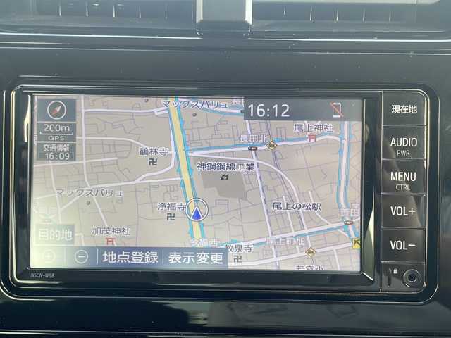 トヨタ プリウス S 兵庫県 2020(令2)年 3.1万km ホワイトパールクリスタルシャイン 保証書・取説・有/純正SDナビ・ワンセグ・BT・CD・DVD・FM・AM/バックカメラ/ETC/衝突被害軽減ブレーキ/車線逸脱防止支援システム/追尾機能付きクルーズコントロール/コーナーセンサー/パーキングブレーキサポート/オートハイビーム/プッシュスタート/スマートキー×2/純正フロアマット/純正ドアバイザー