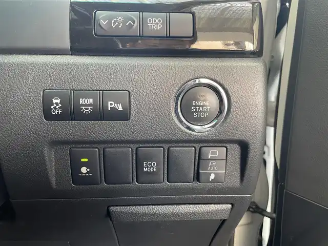 トヨタ ヴェルファイア 2．4Z ゴールデンアイズ 大阪府 2013(平25)年 11.5万km ホワイトパールクリスタルシャイン 純正HDDナビ/フルセグTV/DVD再生/Bluetoothオーディーオ/純正フリップダウンモニター/ツインムーンルーフ/両側パワースライドドア/パワーバックドア/クルコン/ビルトインETC/オートリトラミラー/純正HID