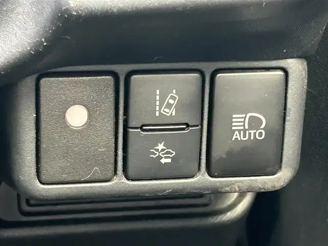 トヨタ アクア G G’s 群馬県 2016(平28)年 7.1万km ライムホワイトパールクリスタルシャイン スマートエントリーパッケージ/純正SDナビ/CD・DVD・SD・USB/Bluetooth・フルセグTV/TVキット/Ｇ＇Ｓホイール/Ｇ＇Ｓエアロ/G’Sフロアマット/クルーズコントロール/レーンキープアシスト/オートライト/オートマチックハイビーム/横滑り防止装置/アイドリングストップ/LEDヘッドライト/LEDフォグ/プッシュスタート/スペアキー