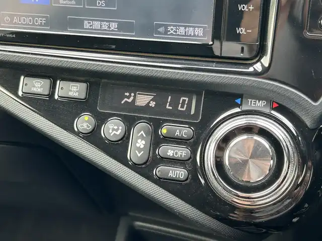 トヨタ アクア G G’s 群馬県 2016(平28)年 7.1万km ライムホワイトパールクリスタルシャイン スマートエントリーパッケージ/純正SDナビ/CD・DVD・SD・USB/Bluetooth・フルセグTV/TVキット/Ｇ＇Ｓホイール/Ｇ＇Ｓエアロ/G’Sフロアマット/クルーズコントロール/レーンキープアシスト/オートライト/オートマチックハイビーム/横滑り防止装置/アイドリングストップ/LEDヘッドライト/LEDフォグ/プッシュスタート/スペアキー