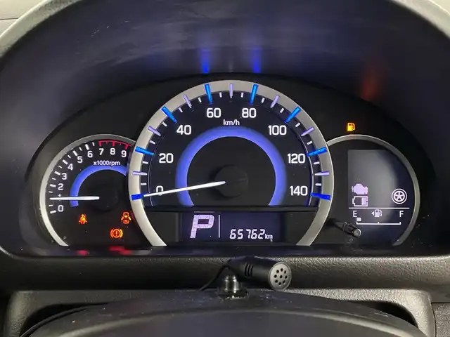 スズキ スペーシア X 鹿児島県 2017(平29)年 6.6万km フェニックスレッドパール 純正8型ナビ/(BT/CD/DVD/SD)/フルセグTV/両側パワースライドドア/D席シートヒーター/純正ドアバイザー/純正フロアマット/電格ミラー/後席サイドサンシェード/ステアリングリモコン/シートリフター/ビルトインＥＴＣ/ヘッドライトレベライザー