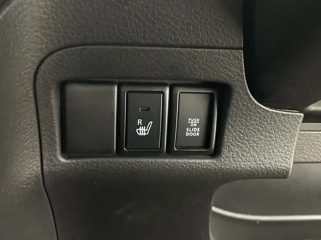 スズキ スペーシア X 鹿児島県 2017(平29)年 6.6万km フェニックスレッドパール 純正8型ナビ/(BT/CD/DVD/SD)/フルセグTV/両側パワースライドドア/D席シートヒーター/純正ドアバイザー/純正フロアマット/電格ミラー/後席サイドサンシェード/ステアリングリモコン/シートリフター/ビルトインＥＴＣ/ヘッドライトレベライザー