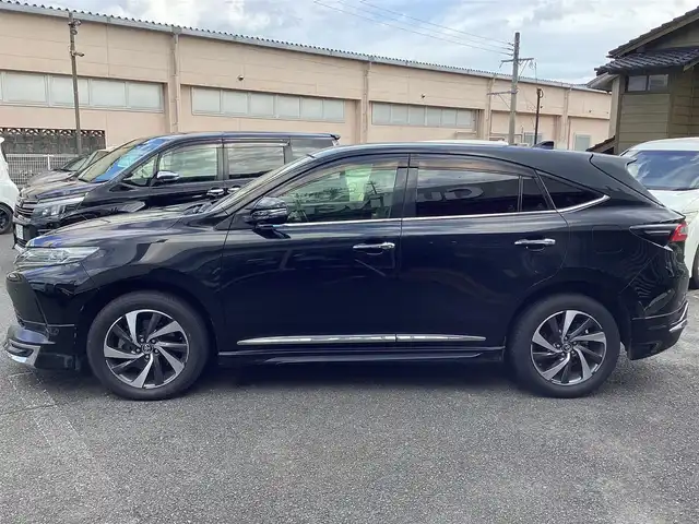 トヨタ ハリアー プログレス メタル&レザーP 鹿児島県 2017(平29)年 4.8万km ブラック 純正ナビ/フルセグTV/JBLサウンド/全方位モニター/プッシュスタート/スマートキー/電動レザーシートメモリー機能付き/パノラマスライドルーフ/モデリスタエアロ/パワーバックドア/電動パーキング/アイドリングストップ/オートハイビーム/レーダーブレーキ/レーンキープ/ブラインドセンサー/純正18インチアルミ