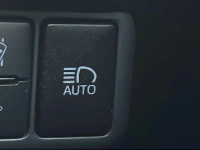 トヨタ アクア S スタイルブラック 茨城県 2016(平28)年 6.5万km ライムホワイトパールクリスタルシャイン 純正SDナビ/Bluetooth搭載/AAC/バックカメラ/オートライト/オートマチックハイビーム/純正フロアマット/アイドリングストップ/スマートキー/ETC/横滑り防止装置/レーンキープアシスト/衝突被害軽減システム