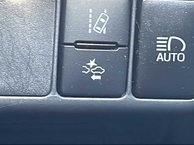 トヨタ アクア S スタイルブラック 茨城県 2016(平28)年 6.5万km ライムホワイトパールクリスタルシャイン 純正SDナビ/Bluetooth搭載/AAC/バックカメラ/オートライト/オートマチックハイビーム/純正フロアマット/アイドリングストップ/スマートキー/ETC/横滑り防止装置/レーンキープアシスト/衝突被害軽減システム