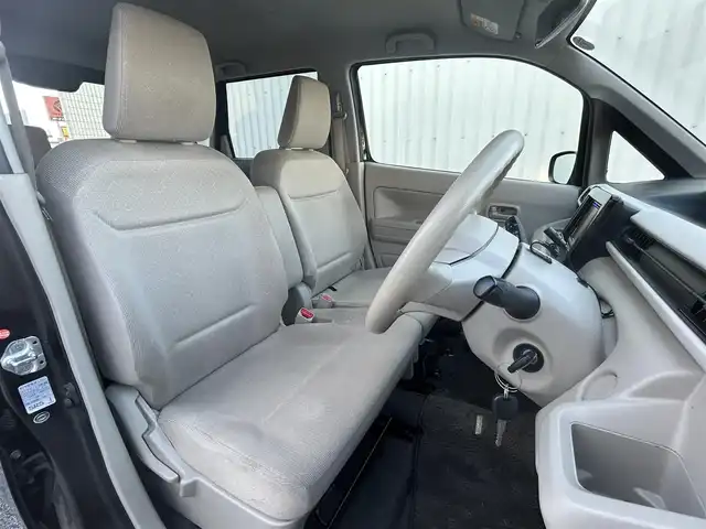 スズキ ワゴンＲ HYBRID FX 滋賀県 2018(平30)年 4.2万km ブルーイッシュブラックパール3 6.8インチディスプレイオーディオ/(FM/AM/CD/DVD/Bluetooth)/運転席シートヒーター/電動格納ミラー/アイドリングストップ/ハロゲンライト/ヘッドライトレベリング/フルオートエアコン/リモコンキー/スペアキー/パワーウィンドウ/パワーステアリング/シガーソケット