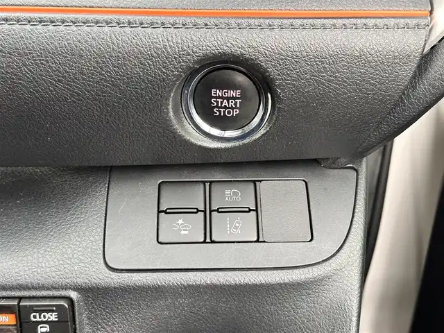 トヨタ シエンタ G クエロ 宮城県 2019(令1)年 6.4万km ホワイトパールクリスタルシャイン シートヒーター/ステアリングヒーター/＝＝＝/セーフティセンス/・プリクラッシュセーフティ/・レーンディパーチャーアラート/・オートマチックハイビーム/先行車発進告知機能/インテリジェントクリアランスソナー/社外8インチナビ（AVIC-CL902）/・CD/DVD/・Bluetooth/・フルセグTV/バックカメラ/ETC/両側パワースライドドア/ハーフレザーシート/革巻きステアリング/LEDヘッドランプ/フォグランプ/オートライト/スマートキー＆プッシュスタート/電動格納ミラー/Wエアバッグ