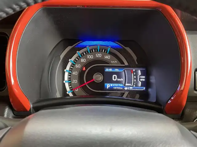 スズキ ハスラー HYBRID X 岩手県 2020(令2)年 1.9万km バーミリオンオレンジ/ガンメタリック2トーン ワンオーナー/４WD/スズキセーフティサポート/デュアルカメラブレーキサポート/車線逸脱警報/誤発進抑制機能/標識認識機能/後退時ブレーキアシスト/ハイビームアシスト/リヤパーキングセンサー/ヒルディセントコントロール/グリップコントロール/スノーモード/横滑り防止装置/アイドリングストップ/KENWOODナビ/（CD/DVD/フルセグ/SD/Bluetooth）/ステアリングスイッチ/バックカメラ/ドライブレコーダー/LEDヘッドライト/LEDフォグランプ/純正15インチアルミホイール
