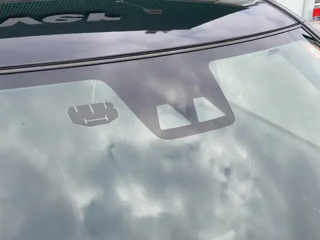 トヨタ ライズ Z 福岡県 2021(令3)年 5.7万km ブラックマイカメタリック/シャイニングホワイトパール クルーズコントロール/レーンキープアシスト/衝突軽減ブレーキ/前後コーナーセンサー/Bluetoothオーディオ/バックカメラ/フルセグTV/AppleCarPlay　AndoroidAuto/運転席・助手席シートヒーター/純正アルミホイール/純正フロアマット/スマートキー/プッシュスタートボタン