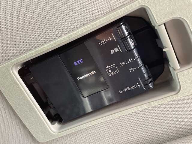 マツダ アテンザ ワゴン 20S プロアクティブ 栃木県 2015(平27)年 8.1万km ソニックシルバーM メモリーナビ/（CD/DVD/フルセグTV/Bluetooth）/バックカメラ/前方ドライブレコーダー/スマートブレーキサポート/マツダレーダークルーズコントロール/スマートシティブレーキサポート/AT誤発進抑制装置/リアパーキングセンサー/ドライバーアテンションアラート/ETC/オートライト/LEDヘッドライト/横滑り防止装置/スマートキー/プッシュスタート/電動格納ミラー/純正アルミホイール