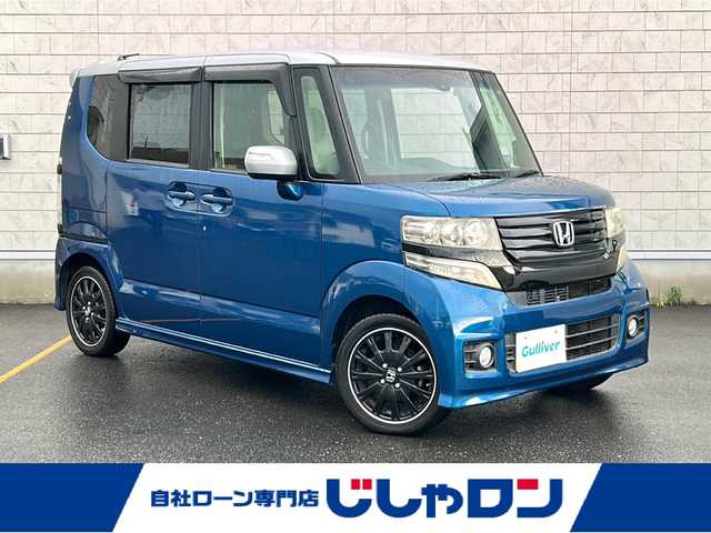 ホンダ Ｎ ＢＯＸ ターボ SSパッケージ 茨城県 2015(平27)年 8万km プレミアムダイナミックブルーパール (株)IDOMが運営する【じしゃロン水戸店】の自社ローン専用車両になりますこちらは現金またはオートローンご利用時の価格です。自社ローンご希望の方は別途その旨お申付け下さい/社外SDナビ　BT/CD/DVD/ワンセグ/バックカメラ/両側パワースライドドア/クルコン/パドルシフト/HIDオートライト/前後ドライブレコーダー/純正15インチアルミホイール/スマートキー/ETC