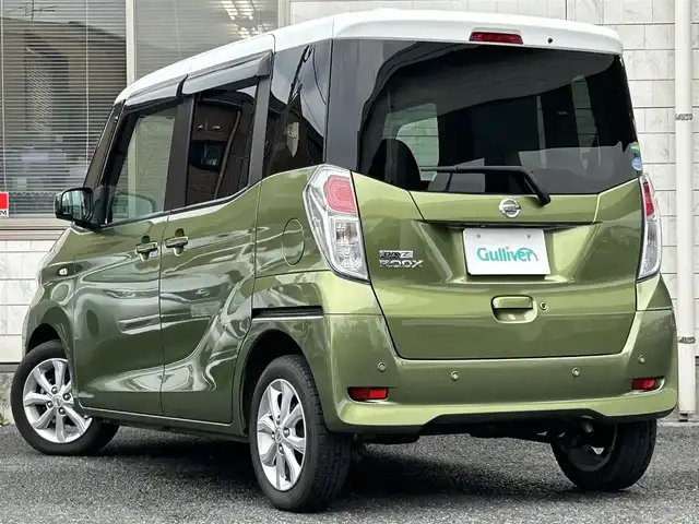 日産 デイズ ルークス X Vセレクション 茨城県 2019(令1)年 3.7万km ホワイトソリッド/プレミアムオリーブM ツートンカラー/　(ホワイトソリッド/プレミアムオリーブM)/ワンオーナー車/純正メモリナビ【MM319D-W】/(AM/FM/Bluetooth/Music Stocker/CD/DVD/フルセグTV）/アラウンドビューモニター/バックカメラ/コーナーセンサー/エマージェンシーブレーキ/踏み間違い衝突防止アシスト/車線逸脱警報/横滑り防止/純正14インチアルミホイール/両側パワースライドドア/純正ドアバイザー/純正ドライブレコーダー【DJ4-D】/ETC/純正フロアマット/シートバックテーブル/後席ロールサンシェード/プッシュスタート/スペアキー×1/ISOFIX/保証書/取扱説明書/ナビ取扱説明書