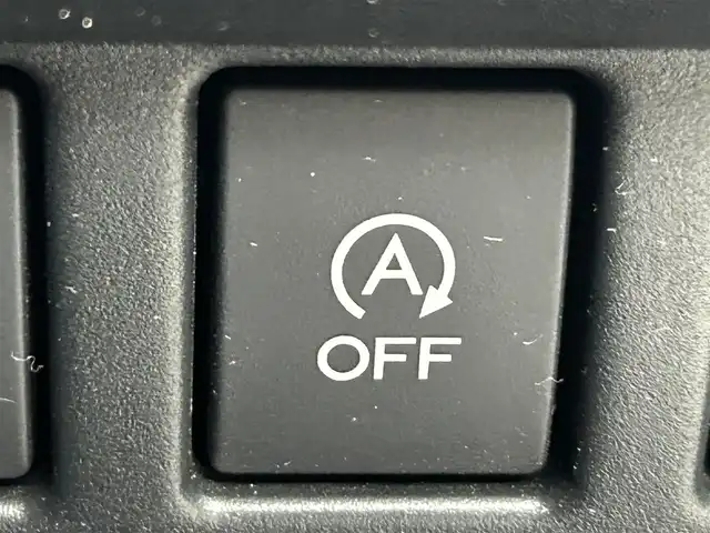 スバル インプレッサ スポーツ 2．0i－S アイサイト 道央・札幌 2018(平30)年 5.5万km アイスシルバーメタリック ・４WD/・寒冷地仕様/・純正SDナビ/・ＣＤ／ＤＶＤ／Bluetooth／フルセグ/・バックカメラ/・純正ドライブレコーダー/・ETC/・アイサイト/・アダプティブクルーズコントロール/・プリクラッシュセーフティ/・レーンキープアシスト/・横滑り防止装置/・電動パーキングブレーキ/・パドルシフト/・USB入力端子/・LEDヘッドライト/・スマートキー/・プッシュスタート/・取扱説明書