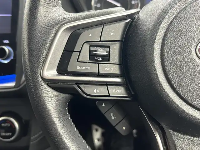 スバル インプレッサ スポーツ 2．0i－S アイサイト 道央・札幌 2018(平30)年 5.5万km アイスシルバーメタリック ・４WD/・寒冷地仕様/・純正SDナビ/・ＣＤ／ＤＶＤ／Bluetooth／フルセグ/・バックカメラ/・純正ドライブレコーダー/・ETC/・アイサイト/・アダプティブクルーズコントロール/・プリクラッシュセーフティ/・レーンキープアシスト/・横滑り防止装置/・電動パーキングブレーキ/・パドルシフト/・USB入力端子/・LEDヘッドライト/・スマートキー/・プッシュスタート/・取扱説明書