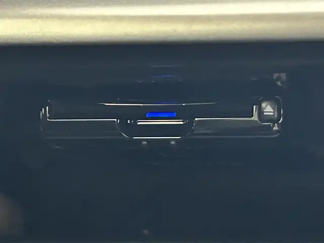 スバル インプレッサ スポーツ 2．0i－S アイサイト 道央・札幌 2018(平30)年 5.5万km アイスシルバーメタリック ・４WD/・寒冷地仕様/・純正SDナビ/・ＣＤ／ＤＶＤ／Bluetooth／フルセグ/・バックカメラ/・純正ドライブレコーダー/・ETC/・アイサイト/・アダプティブクルーズコントロール/・プリクラッシュセーフティ/・レーンキープアシスト/・横滑り防止装置/・電動パーキングブレーキ/・パドルシフト/・USB入力端子/・LEDヘッドライト/・スマートキー/・プッシュスタート/・取扱説明書