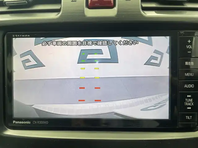 スバル フォレスター 2．0XT アイサイト 鹿児島県 2014(平26)年 9.9万km クリスタルブラックシリカ 禁煙車/純正7インチナビ(CN-R300WD)/　・Bluetooth/　・CD/DVD/　・AM/FM/　・USB/　・iPod/　・フルセグTV/アイサイト/　・クルーズコントロール/　・レーンキープアシスト/　・オートマチックハイビーム/X-MODE/ETC/バックカメラ/前席パワーシート/前席シートヒーター/オートワイパー/電動格納ミラー/純正アルミホイール/純正フロアマット