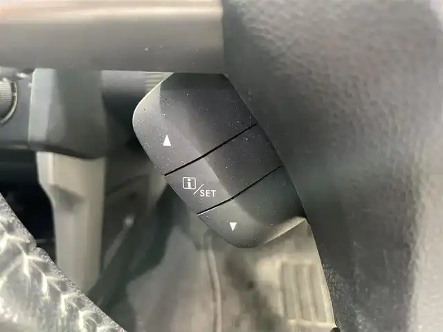 スバル フォレスター 2．0XT アイサイト 鹿児島県 2014(平26)年 9.9万km クリスタルブラックシリカ 禁煙車/純正7インチナビ(CN-R300WD)/　・Bluetooth/　・CD/DVD/　・AM/FM/　・USB/　・iPod/　・フルセグTV/アイサイト/　・クルーズコントロール/　・レーンキープアシスト/　・オートマチックハイビーム/X-MODE/ETC/バックカメラ/前席パワーシート/前席シートヒーター/オートワイパー/電動格納ミラー/純正アルミホイール/純正フロアマット