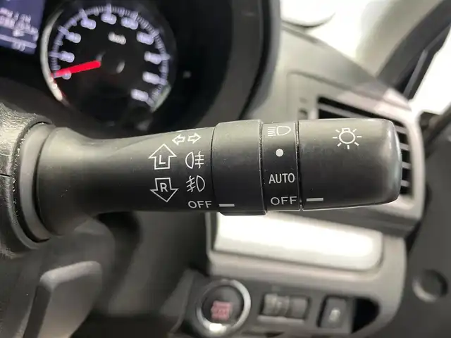 スバル フォレスター 2．0XT アイサイト 鹿児島県 2014(平26)年 9.9万km クリスタルブラックシリカ 禁煙車/純正7インチナビ(CN-R300WD)/　・Bluetooth/　・CD/DVD/　・AM/FM/　・USB/　・iPod/　・フルセグTV/アイサイト/　・クルーズコントロール/　・レーンキープアシスト/　・オートマチックハイビーム/X-MODE/ETC/バックカメラ/前席パワーシート/前席シートヒーター/オートワイパー/電動格納ミラー/純正アルミホイール/純正フロアマット