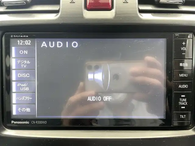 スバル フォレスター 2．0XT アイサイト 鹿児島県 2014(平26)年 9.9万km クリスタルブラックシリカ 禁煙車/純正7インチナビ(CN-R300WD)/　・Bluetooth/　・CD/DVD/　・AM/FM/　・USB/　・iPod/　・フルセグTV/アイサイト/　・クルーズコントロール/　・レーンキープアシスト/　・オートマチックハイビーム/X-MODE/ETC/バックカメラ/前席パワーシート/前席シートヒーター/オートワイパー/電動格納ミラー/純正アルミホイール/純正フロアマット