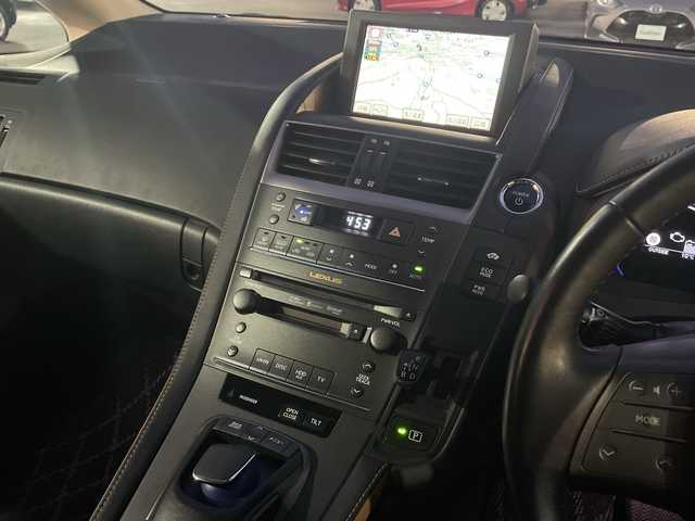 レクサス ＨＳ 250h ハーモニアスレザー 長野県 2012(平24)年 7万km ホワイトパールクリスタルシャイン 純正ナビ/フルセグTV/CD/DVD/MD/USB/クルーズコントロール/バックカメラ/ビルトインETC/純正17インチAW/本革巻ステアリング/前席パワーシート/前席シートヒーター/冬タイヤ積込