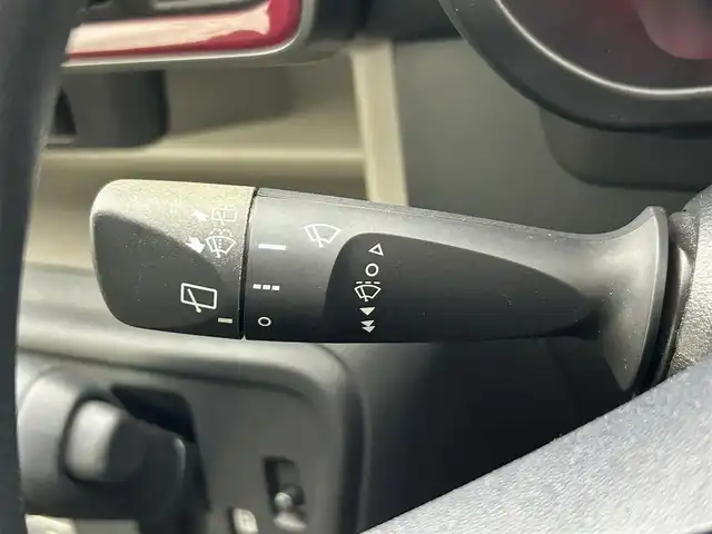 トヨタ パッソ モーダ　S 熊本県 2016(平28)年 5.2万km ブラックマイカメタリック/パウダリーベージュメタリック 2トーン 社外ナビ（AVN-Z05iW）/(CD/Bluetooth/SD/フルセグ）/バックカメラ/スマートアシストII/・衝突軽減ブレーキ/・前後踏み間違い防止/・先行車発進お知らせ/・レーンキープアシスト/運転席シートヒーター/アイドリングストップ/ステアリングスイッチ/オートエアコン/純正１４インチアルミホイール/純正フロアマット/オートライト/LEDヘッドライト/フォグライト/スマートキー/プッシュスタート/スペアキー1本/保証書/取扱説明書