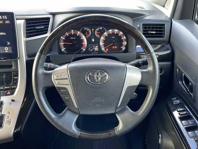 トヨタ ヴェルファイア 2．4Z ゴールデンアイズⅡ 新潟県 2014(平26)年 13.8万km ブラック 社外ディスプレイオーディオ/バックカメラ/冬タイヤ積載/デジタルインナーミラー/クリアランスソナー/前方ドライブレコーダー/ルーフキャリア