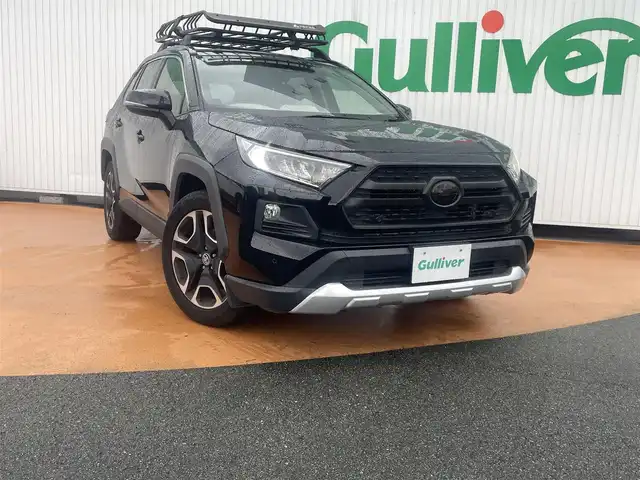 トヨタ ＲＡＶ４ アドベンチャー 三重県 2019(令1)年 8.3万km アティチュードブラックマイカ ALPINEナビ/バックカメラ/ダイナミックトルクベクタリング4WD/セーフティセンス/3灯式LEDヘッドランプ/フロントフォグランプ/ボディ同色電動オート格納ドアミラー/235/55R19タイヤ/　＊19インチアルミホイール/自動防眩インナーミラー/オプティトロンメーター/左右独立温度調整オートエアコン/オレンジステッチ入りブラックレザーシート/パワーシート（運転席）/スマートエントリー/プッシュスタート
