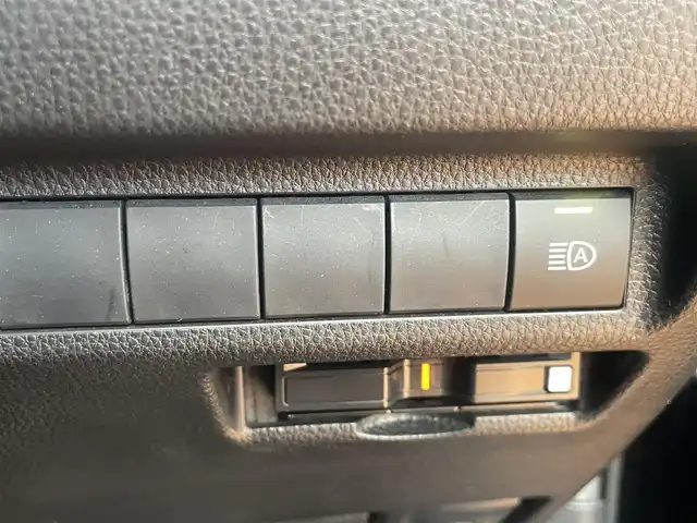 トヨタ ＲＡＶ４ アドベンチャー 三重県 2019(令1)年 8.3万km アティチュードブラックマイカ ALPINEナビ/バックカメラ/ダイナミックトルクベクタリング4WD/セーフティセンス/3灯式LEDヘッドランプ/フロントフォグランプ/ボディ同色電動オート格納ドアミラー/235/55R19タイヤ/　＊19インチアルミホイール/自動防眩インナーミラー/オプティトロンメーター/左右独立温度調整オートエアコン/オレンジステッチ入りブラックレザーシート/パワーシート（運転席）/スマートエントリー/プッシュスタート