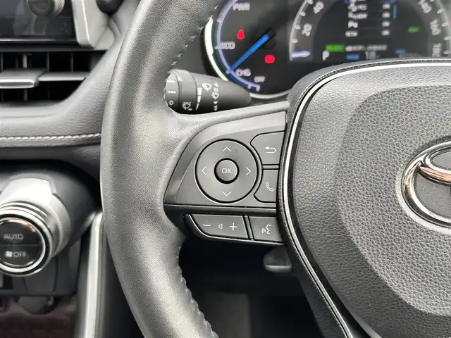 トヨタ ＲＡＶ４ ハイブリッドG 宮城県 2021(令3)年 4.3万km ホワイトパールクリスタルシャイン パノラマムーンルーフ/デジタルインナーミラー/＝＝＝/モデリスタエアロ（F/S/R）/セーフティセンス/・プリクラッシュセーフティ/・レーントレーシングアシスト/・レーダークルーズコントロール/・オートマチックハイビーム/・ロードサインアシスト/先行車発進告知/インテリジェントクリアランスソナー/リアクロストラフィックオートブレーキ/ブラインドスポットモニター/9インチディスプレイオーディオ/・ナビ機能付/・Bluetooth/・フルセグTV/・AppleCarPlay/AndroidAuto/パノラミックビューモニター/ビルトインETC2.0/ドライブレコーダー/AC100V/1500W/ハンズフリーパワーバックドア/合皮シート/運転席メモリー機能付パワーシート/前席シートヒーター/革巻きステアリング/ステアリングヒーター/電動パーキングブレーキ/ブレーキホールド/LEDヘッドランプ/フォグランプ/オートライト/スマートキー＆プッシュスタート/電動格納ミラー/純正18インチAW/純正フロアマット/純正ドアバイザー