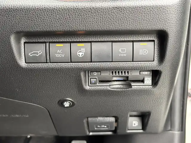トヨタ ＲＡＶ４ ハイブリッドG 宮城県 2021(令3)年 4.3万km ホワイトパールクリスタルシャイン パノラマムーンルーフ/デジタルインナーミラー/＝＝＝/モデリスタエアロ（F/S/R）/セーフティセンス/・プリクラッシュセーフティ/・レーントレーシングアシスト/・レーダークルーズコントロール/・オートマチックハイビーム/・ロードサインアシスト/先行車発進告知/インテリジェントクリアランスソナー/リアクロストラフィックオートブレーキ/ブラインドスポットモニター/9インチディスプレイオーディオ/・ナビ機能付/・Bluetooth/・フルセグTV/・AppleCarPlay/AndroidAuto/パノラミックビューモニター/ビルトインETC2.0/ドライブレコーダー/AC100V/1500W/ハンズフリーパワーバックドア/合皮シート/運転席メモリー機能付パワーシート/前席シートヒーター/革巻きステアリング/ステアリングヒーター/電動パーキングブレーキ/ブレーキホールド/LEDヘッドランプ/フォグランプ/オートライト/スマートキー＆プッシュスタート/電動格納ミラー/純正18インチAW/純正フロアマット/純正ドアバイザー