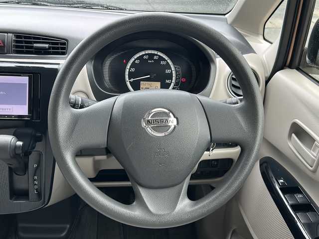 日産 デイズ J 静岡県 2015(平27)年 5.3万km ピンクゴールドM 社外ナビ（carrozzria)/・ワンセグTV/主要装備/・エマージェンシーブレーキー/・バックカメラ/・ベンチシート/・純正ホイールキャップ/・純正フロアマット/・ハロゲンヘッドライト/・リモコンキー/・パワーウィンドウ/・パワーステアリング