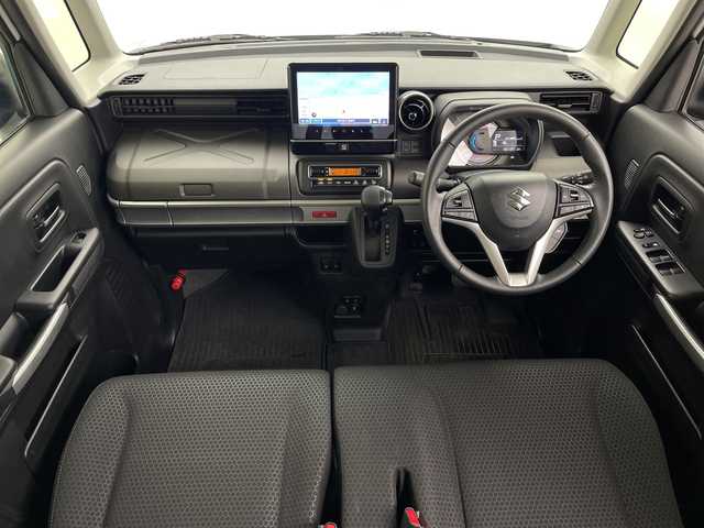 スズキ スペーシア ギア HYBRID XZ 鹿児島県 2023(令5)年 1.9万km ピュアホワイトP 純正ディスプレイオーディオ/（CD/フルセグTV）/全方位カメラ/スズキセーフティーサポート/両側パワースライドドア/アダプティブクルーズコントロール/前席シートヒーター/リアサーキュレーター/LEDヘッドライト/コーナーセンサ―/前後ドライブレコーダー/ETC/ルーフレール/純正アルミホイール