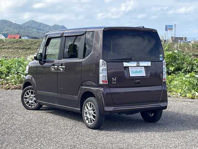 ホンダ Ｎ ＢＯＸ G Lパッケージ 新潟県 2015(平27)年 5.6万km プレミアムディープモカパール 4WD/社外メモリナビ(CN-E205D)/CD/ワンセグテレビ/バックカメラ/ETC/片側パワースライドドア/ベンチシート/シートヒーター /スマートキー/プッシュスタート/社外14インチアルミホイール