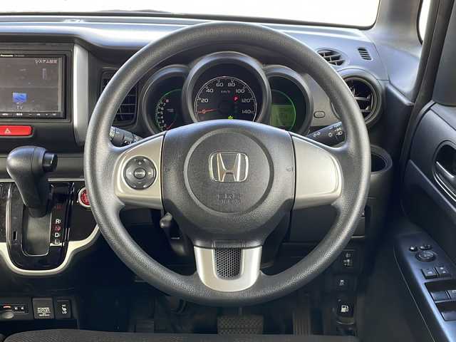 ホンダ Ｎ ＢＯＸ G Lパッケージ 新潟県 2015(平27)年 5.6万km プレミアムディープモカパール 4WD/社外メモリナビ(CN-E205D)/CD/ワンセグテレビ/バックカメラ/ETC/片側パワースライドドア/ベンチシート/シートヒーター /スマートキー/プッシュスタート/社外14インチアルミホイール