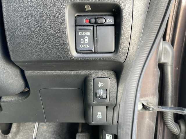 ホンダ Ｎ ＢＯＸ G Lパッケージ 新潟県 2015(平27)年 5.6万km プレミアムディープモカパール 4WD/社外メモリナビ(CN-E205D)/CD/ワンセグテレビ/バックカメラ/ETC/片側パワースライドドア/ベンチシート/シートヒーター /スマートキー/プッシュスタート/社外14インチアルミホイール