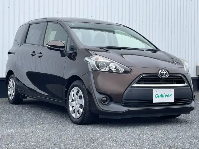 トヨタ シエンタ G 千葉県 2017(平29)年 1万km ヴィンテージブラウンパールクリスタルシャイン 純正メモリナビ/(フルセグTV/BT/CD/DVD/FM/AM)/バックカメラ/純正フリップダウンモニター/両側パワースライドドア/横滑り防止装置/ビルトインETC/前後ドライブレコーダー/アイドリングストップ/前席シートヒーター/プッシュスタート/スマートキー/フロアマット/ドアバイザー/スペアキー/取扱説明書/保証書