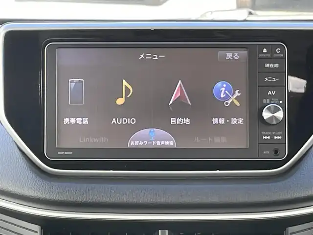 ダイハツ ムーヴ カスタム X SA 東京都 2015(平27)年 4.6万km パールホワイトⅢ 【(株)IDOMが運営する【じしゃロン昭島店】の自社ローン対象車両になります。こちらは現金ご利用時の価格です。自社ローンご希望の方は別途その旨お申付け下さい。】/純正ナビ/BT/SD/DVD/フルセグTV/バックカメラ/エンジンスタートボタン/LEDライト/パワーステアリング/パワーウィンドウ/純正フロアマット