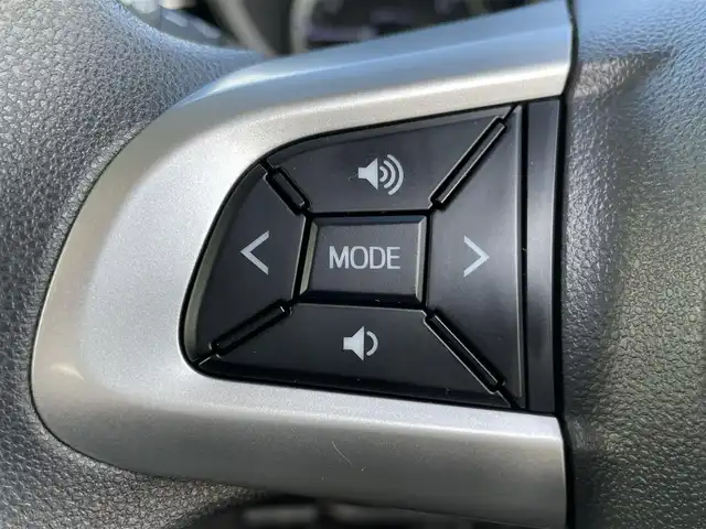 ダイハツ ムーヴ カスタム X SA 東京都 2015(平27)年 4.6万km パールホワイトⅢ 【(株)IDOMが運営する【じしゃロン昭島店】の自社ローン対象車両になります。こちらは現金ご利用時の価格です。自社ローンご希望の方は別途その旨お申付け下さい。】/純正ナビ/BT/SD/DVD/フルセグTV/バックカメラ/エンジンスタートボタン/LEDライト/パワーステアリング/パワーウィンドウ/純正フロアマット