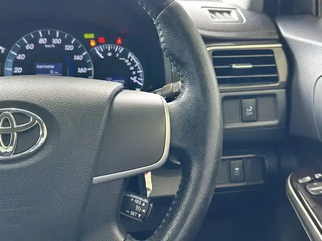 トヨタ カムリ ハイブリット 沖縄県 2012(平24)年 6.8万km グレーメタリック (株)IDOMが運営する【じしゃロンコザ店】の自社ローン対象車両になります。こちらは現金ご利用時の価格です。自社ローンご希望の方は別途その旨お申付け下さい。/・プッシュスタート　/・ナビ　/・バックカメラ　/・Ｂｌｕｅｔｏｏｔｈ接続　/・ＥＴＣ　/・ドライブレコーダー　/・クルーズコントロール　/・横滑り防止装置　/・盗難防止装置　/・純正フロアマット　/・パワーシート　/・カーテンエアバック