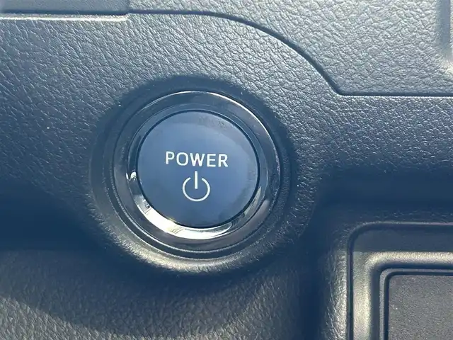 トヨタ カムリ ハイブリット 沖縄県 2012(平24)年 6.8万km グレーメタリック (株)IDOMが運営する【じしゃロンコザ店】の自社ローン対象車両になります。こちらは現金ご利用時の価格です。自社ローンご希望の方は別途その旨お申付け下さい。/・プッシュスタート　/・ナビ　/・バックカメラ　/・Ｂｌｕｅｔｏｏｔｈ接続　/・ＥＴＣ　/・ドライブレコーダー　/・クルーズコントロール　/・横滑り防止装置　/・盗難防止装置　/・純正フロアマット　/・パワーシート　/・カーテンエアバック