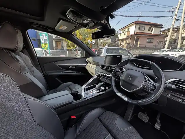 プジョー ５００８ GTライン ブルーHDi 熊本県 2020(令2)年 6.2万km 白 ワンオーナー/サンルーフ/純正ディスプレイオーディオ/【Bluetooth再生/Applecarplay/Androidauto）】/バックカメラ/サイドカメラ/後部モニター/アクティブセーフティブレーキ/レーンキープアシスト/パーキングセンサー/インテリジェントハイビーム/タイヤ空気圧警告システム/ハンズフリー電動テールゲート/パドルシフト/ブラインドスポットモニター/トラクションコントロール/純正18インチAW/純正LEDオートライト/メモリーシート/シートヒーター/ETC