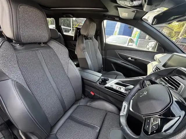 プジョー ５００８ GTライン ブルーHDi 熊本県 2020(令2)年 6.2万km 白 ワンオーナー/サンルーフ/純正ディスプレイオーディオ/【Bluetooth再生/Applecarplay/Androidauto）】/バックカメラ/サイドカメラ/後部モニター/アクティブセーフティブレーキ/レーンキープアシスト/パーキングセンサー/インテリジェントハイビーム/タイヤ空気圧警告システム/ハンズフリー電動テールゲート/パドルシフト/ブラインドスポットモニター/トラクションコントロール/純正18インチAW/純正LEDオートライト/メモリーシート/シートヒーター/ETC