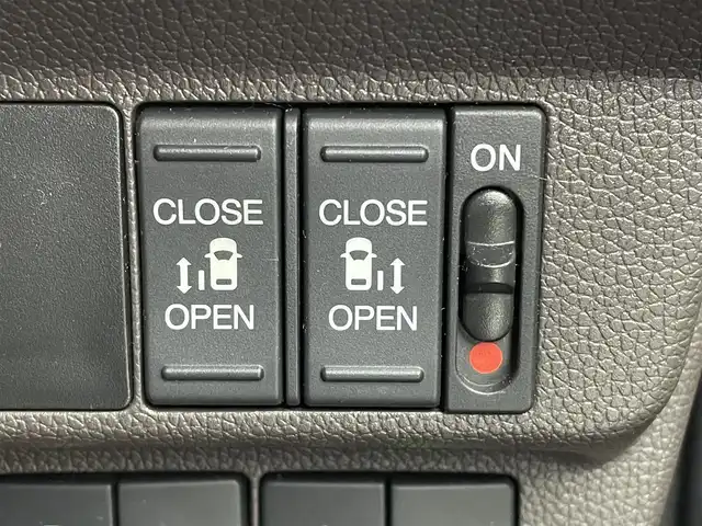 ホンダ フリード G ホンダセンシング 宮城県 2017(平29)年 2.3万km コバルトブルーパール 純正ナビ/両側パワースライドドア/ＬＥＤヘッドライト/アクティブコーナリングライト/オートライト/フルセグＴＶ/Bluetoothオーディオ/衝突軽減ブレーキ/レーンキープアシスト/コンフォートビューＰＫＧ/後席ロールサンシェード/ETC/前後ドライブレコーダー/禁煙車