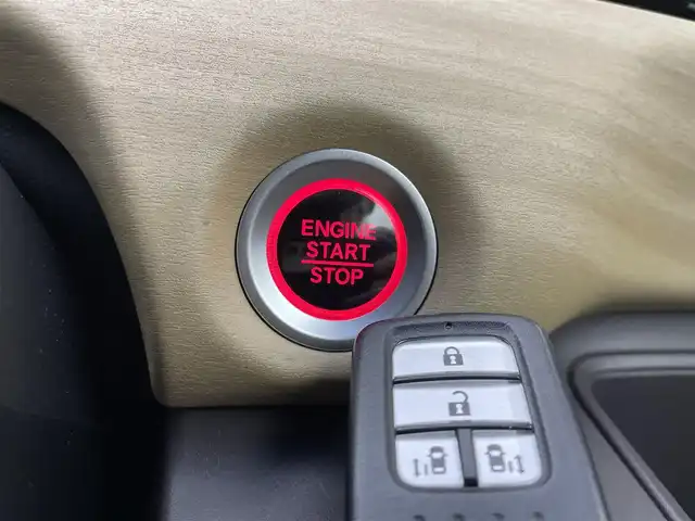 ホンダ フリード G ホンダセンシング 宮城県 2017(平29)年 2.3万km コバルトブルーパール 純正ナビ/両側パワースライドドア/ＬＥＤヘッドライト/アクティブコーナリングライト/オートライト/フルセグＴＶ/Bluetoothオーディオ/衝突軽減ブレーキ/レーンキープアシスト/コンフォートビューＰＫＧ/後席ロールサンシェード/ETC/前後ドライブレコーダー/禁煙車