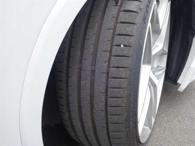 トヨタ プリウス Z 静岡県 2023(令5)年 0.7万km プラチナホワイトパールマイカ ワンオーナー・禁煙車/＜外装＞/モデリスタNEO ADVANCE STYLEエアロ/　フロントスポイラー/　サイドスカート/サイドガーニッシュ/　リヤスタイリングキット/　GRテールゲートスポイラー同色塗装/　フロント・リヤアーチ周り同色塗装/TEIN FREX車高調整キット/　アライメント調整済み/WORK グノーシス20インチAW/　タイヤ前後アゼニス225/35ZR20/パノラマルーフ・パワーバックドア/＜内装＞マチュアレッド色/12.3型ディスプレイオーディオプラス/コネクティッドナビ　フルセグ（TVキット）/パノラミックビューモニター/ビルトインETC2.0/純正デジタルインナーミラー/トヨタセーフティーセンス/　トヨタチームメイト/　メーカーオプション/　ドライブレコーダー前後方/　ブラインドスポットモニター/　安心降車アシスト+後方車両接近/　周辺車両接近時サポート/　後方車両への接近警報/　セカンダリーコリジョンブレーキ/ワイヤレス充電器/純正レクサスNX用シフトノブ/前席シートヒーター・ベンチレーション/アクセサリーコンセント/　AC100V 1500W/各種社外ピアノブラックパネル/純正フロアマット/　