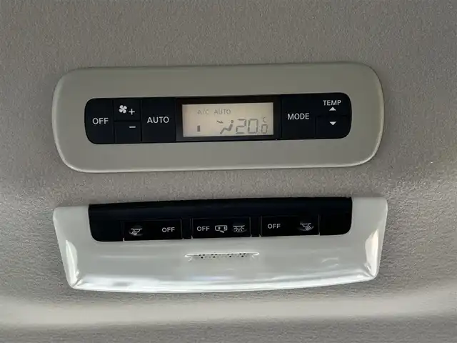 日産 セレナ ハイウェイスター V 島根県 2020(令2)年 5.8万km ブリリアントホワイトパール 登録時走行距離58013km/KENWOODメモリナビゲーション/地デジＴＶ/CD/DVD/FM/AM/Bluetooth/セーフティAパック/SRSエアバック【カーテン/サイド】/インテリジェントアラウンドビューモニター/ふらつき警報/ヒーター付ドアミラー/全方位運転支援システム/インテリジェントエマージェンシーブレーキ/標識認識機能/踏み間違い衝突防止アシスト/車線逸脱防止支援システム/車線逸脱警報/後側方衝突防止支援システム/後側方車両検知警報/後退時車両検知警報/クルーズコントロール/ハンズフリーパワーバックドア【運転席側/助手席側】/アダプティブLEDヘッドランプ/オートライト/純正１６インチアルミホイール/SRSエアバック【運転席/助手席】/オートエアコン/リアオートエアコン/ETC/ドライブレコーダー/インテリジェントキー/プッシュエンジンスターター/保証書/取扱説明書/スペアキー１本