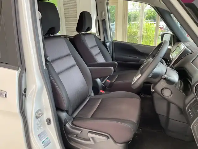 日産 セレナ ハイウェイスターVセレクションⅡ 埼玉県 2019(平31)年 4.8万km ブリリアントホワイトパール エマージェンシーブレーキ　/メモリナビ/　　CD/DVD/BT/フルセグ　/アラウンドビューモニター /両側パワースライドドア /クルーズコントロール /LEDオートライト /純正16インチアルミホイール /ETC