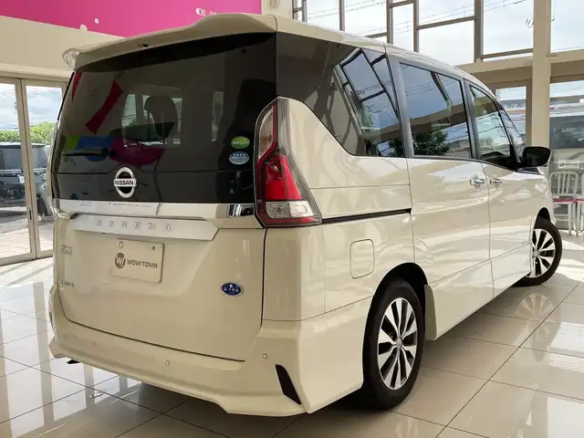 日産 セレナ ハイウェイスターVセレクションⅡ 埼玉県 2019(平31)年 4.8万km ブリリアントホワイトパール エマージェンシーブレーキ　/メモリナビ/　　CD/DVD/BT/フルセグ　/アラウンドビューモニター /両側パワースライドドア /クルーズコントロール /LEDオートライト /純正16インチアルミホイール /ETC
