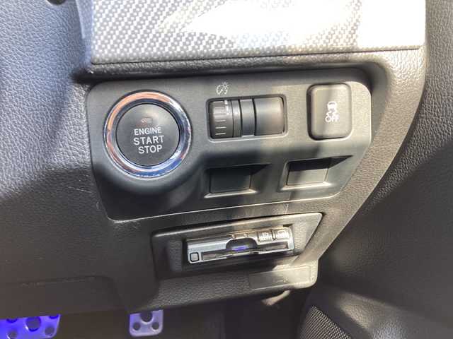 スバル レヴォーグ 2．0GT－S アイサイト 大阪府 2014(平26)年 11.5万km クリスタルホワイトP ”(株)IDOMが運営する【じしゃロン堺店】の自社ローン専用車両になります。/こちらは現金またはオートローンご利用時の価格です。自社ローンご希望の方は別途その旨お申付け下さい”